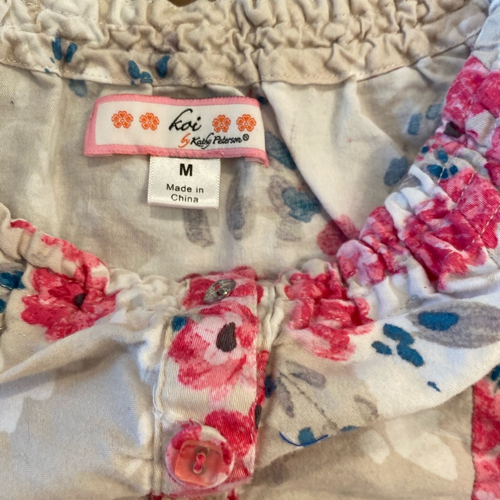 Koi scrub top